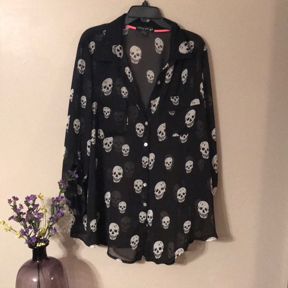 doll skull clothing